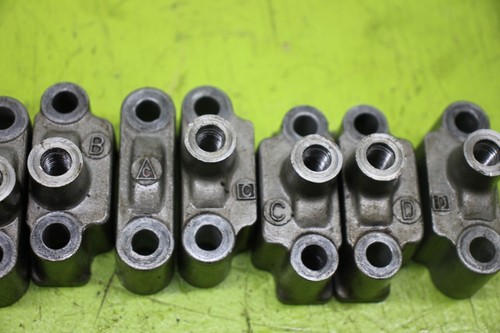 1988-1996 Suzuki GSX600F Katana 600 Cam Shaft Holder Hold Down Cap Complete Set - Foto 5 di 7