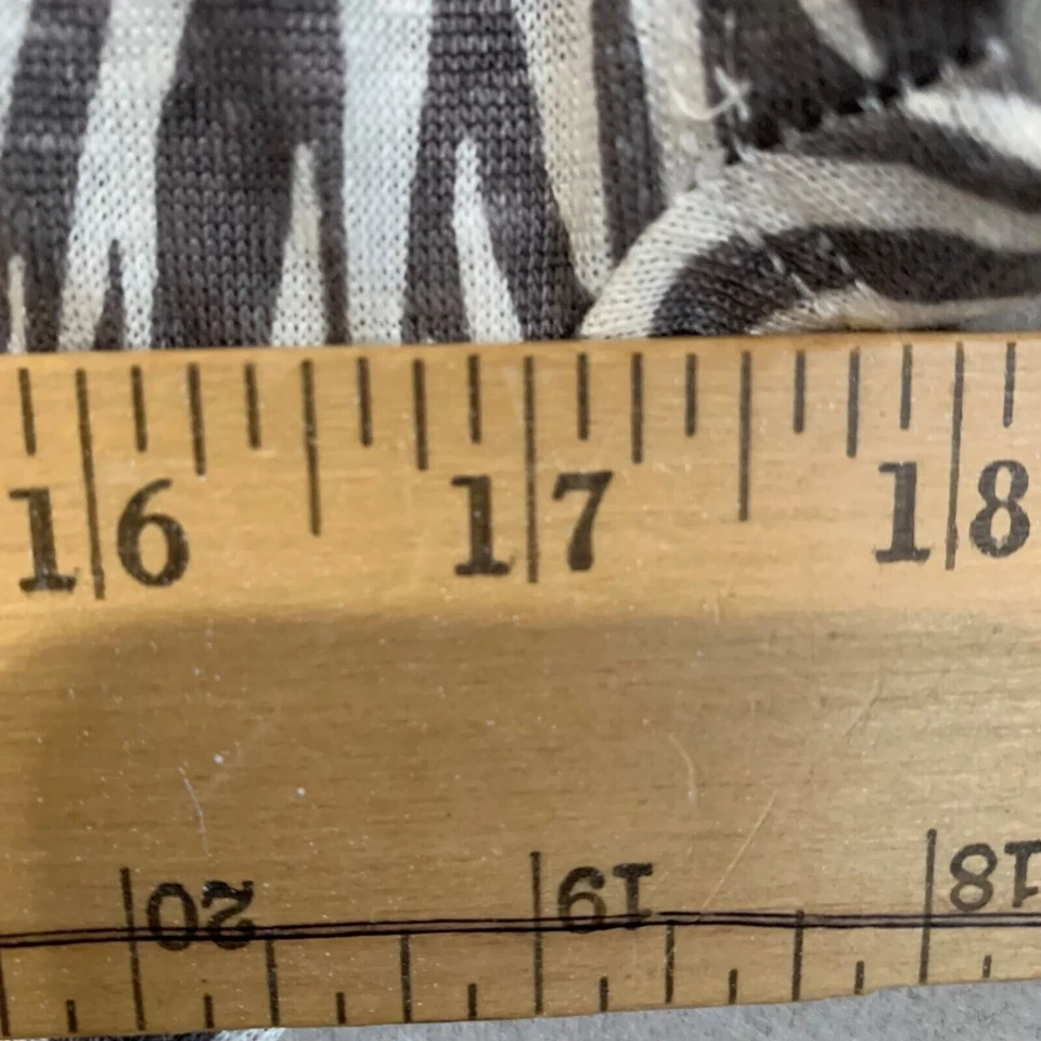 Top envolvente de lino con estampado de cebra Banana Republic talla XS Mobwife Coastal Beachy Boho Foto 2 de 4