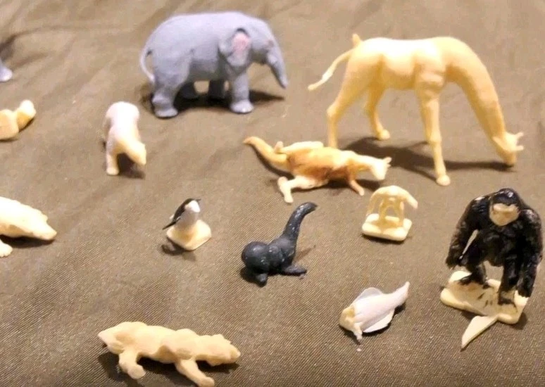 Airfix Zoo Animals HO lote mixto mono elefante hipopótamo león oso caimán pingüino Foto 3 de 4