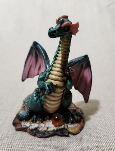 VINTAGE DRAGON 4 INCH DECORATIVE COLLECTABLE RESIN DRAGON - Picture 2 of 11
