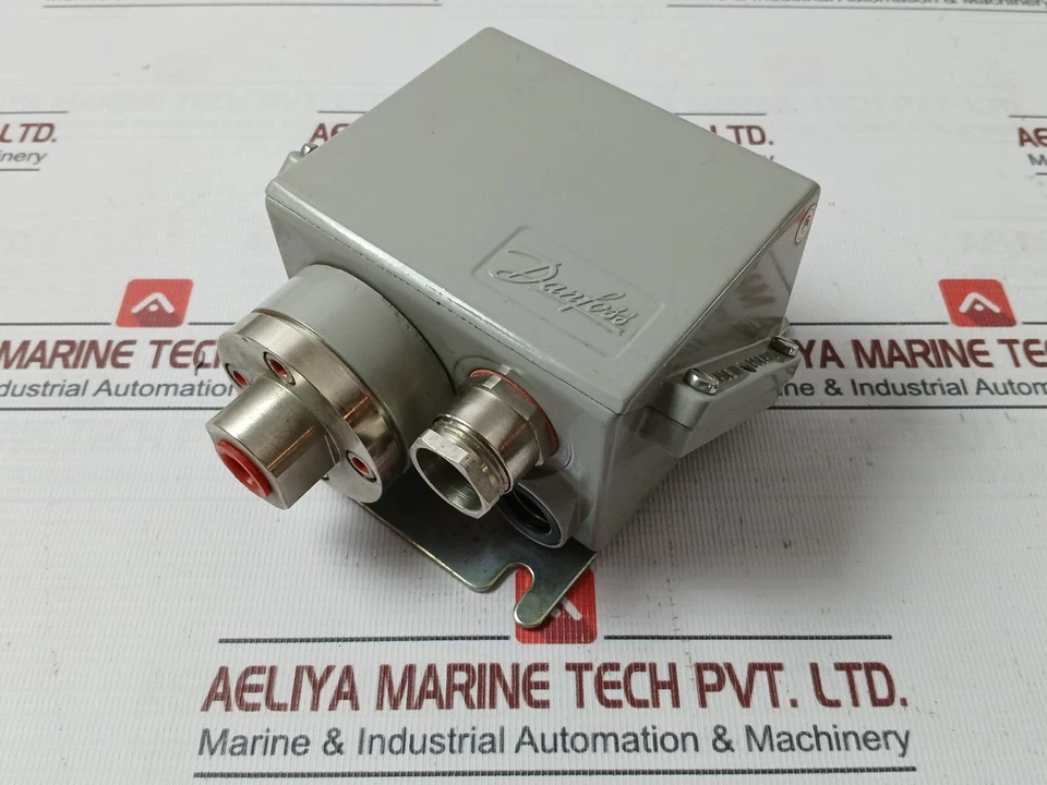 DANFOSS KPS 43 Pressure Switch 0.1-1.0 MPA 15-150 PSIG 1.02 KP/CM2 480VAC 12W - Image 2 of 4