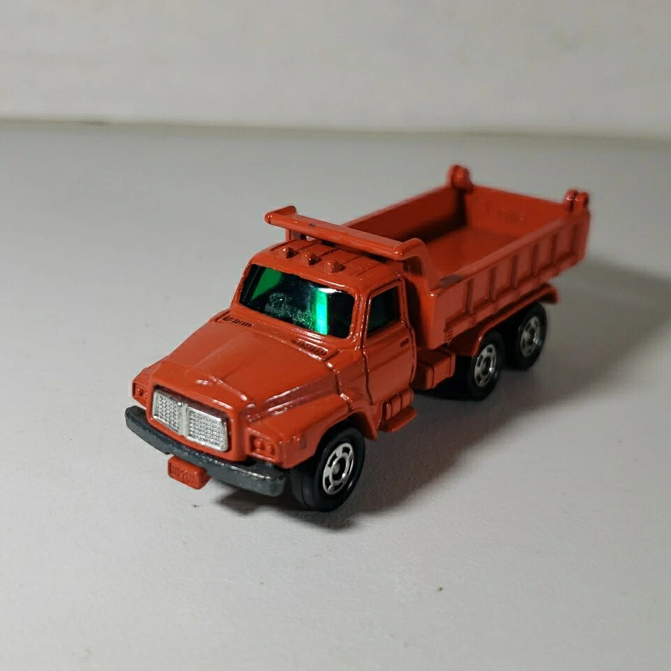 Vintage Tomica Nissan Diesel Dump Truck #16 Orange Diecast 1/102 Construction NM - Image 2 of 4