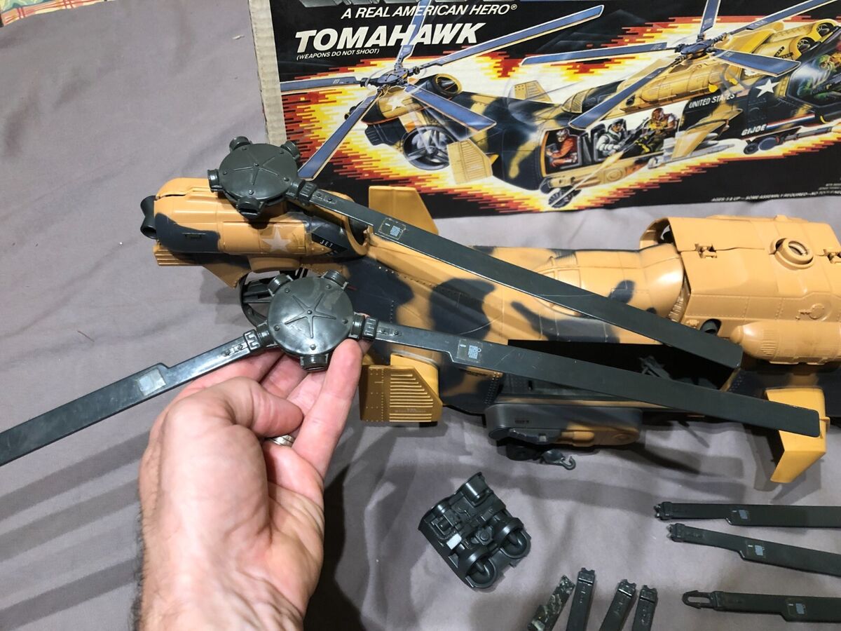 Vintage 1986 GI JOE TOMAHAWK w/ box & LIFT TICKET figure Vintage 1986 GI JOE TOMAHAWK w/ box & LIFT TICKET figure