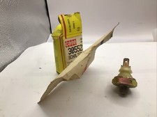 CASE 3055238 R92 SCHALTER TENNECO Switch Ass Receiving Bin NOS Vintage