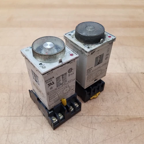 Omron HB3A Timer, 100/120Vac, 50/60Hz, 5A, 250V Resistive load - USED