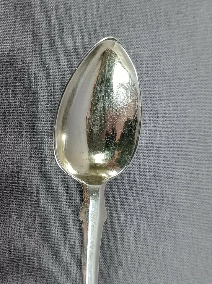 俄罗斯莫斯科 84 银标准雕刻花卉卷轴勺子 C. 1847 — 第 2/4 张图片