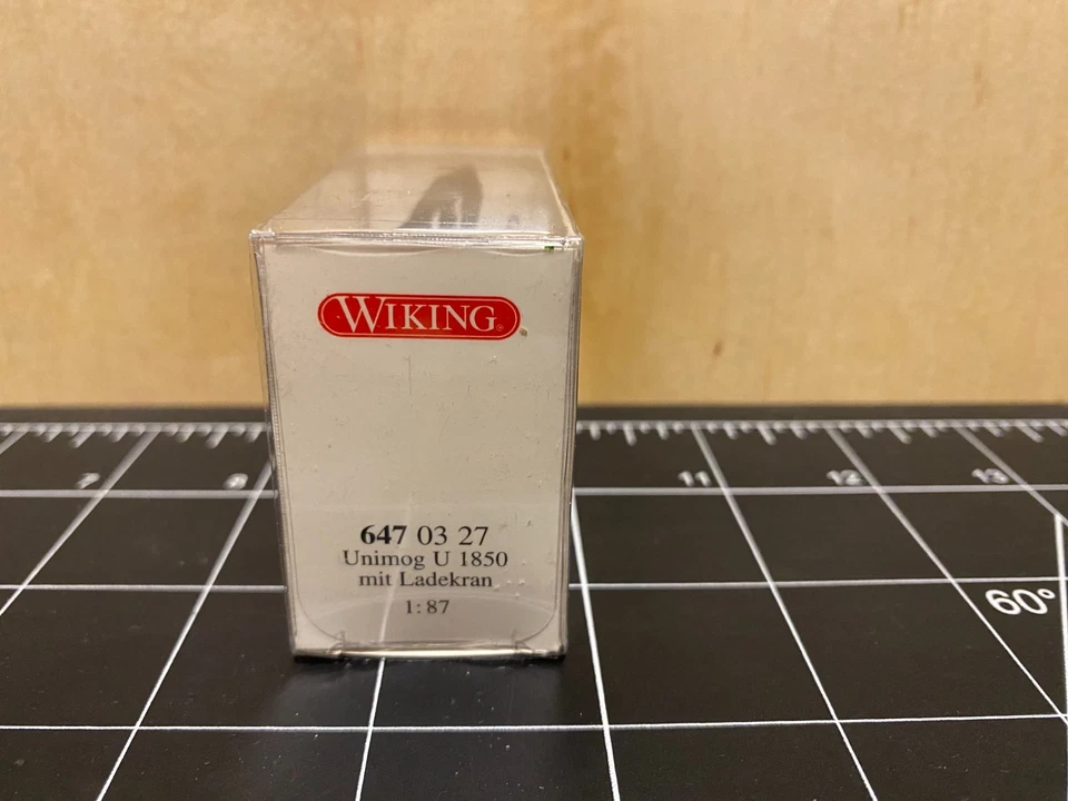 WIKING 6470327 Unimog U 1850 with Loading Crane - 1:87/HO - Image 3 of 4