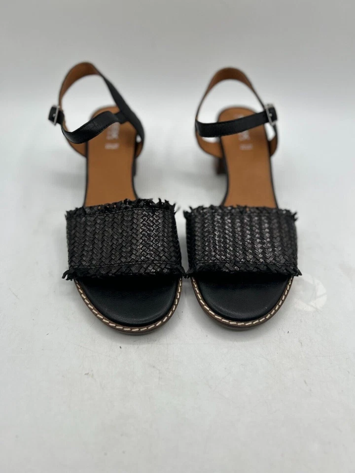 Sandalia Geox Sozy Mid Slingback para mujer de cuero negro tacón bloque D15Nra 00081 D Foto 2 de 4