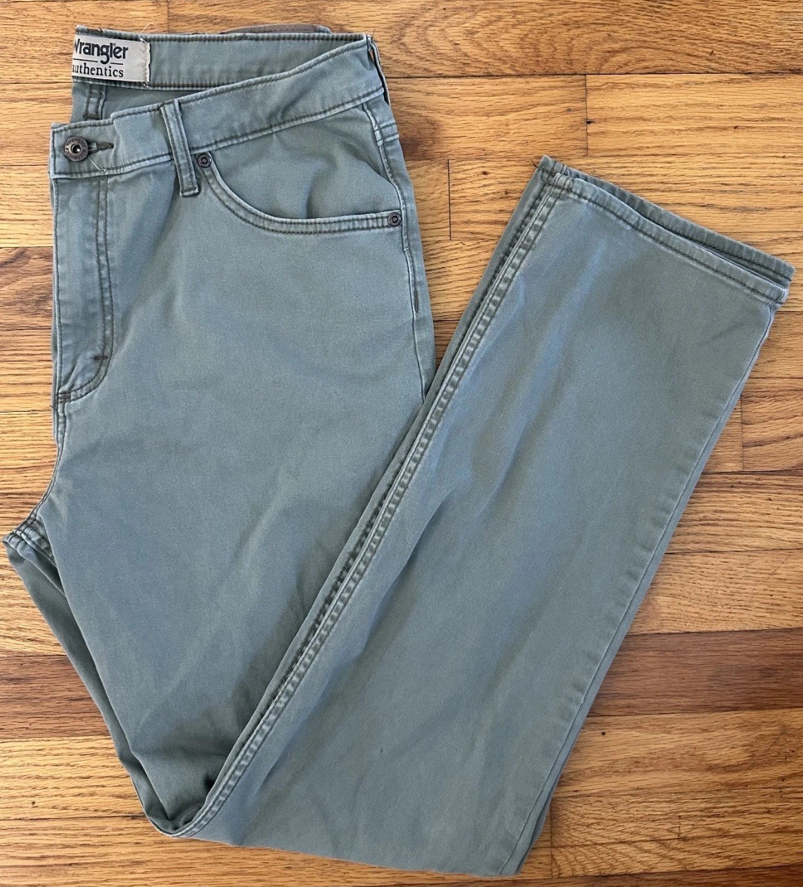 Men's Wrangler Authentics Straight Fit Cotton Jeans Green Casual Workwear thumbnail 2