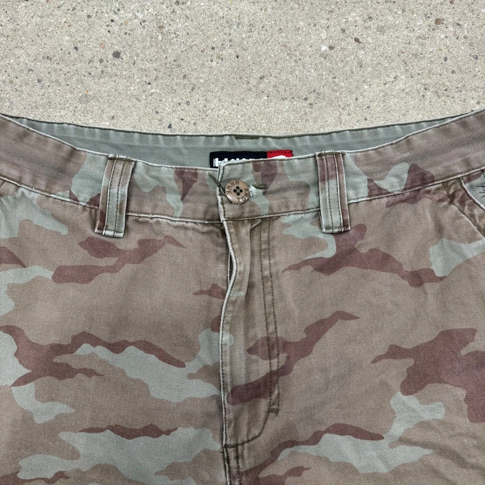 Pantalones Cortos Carga Y2K Hawk Ejército Camuflados Talla 34 Verde Patinador Militar Estilo Grunge Foto 2 de 4