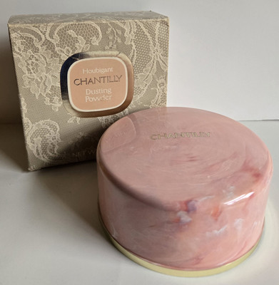 NEW Vintage Unopened Sealed in Box Chantilly Houbigant Dusting Powder 5oz/ 142g.