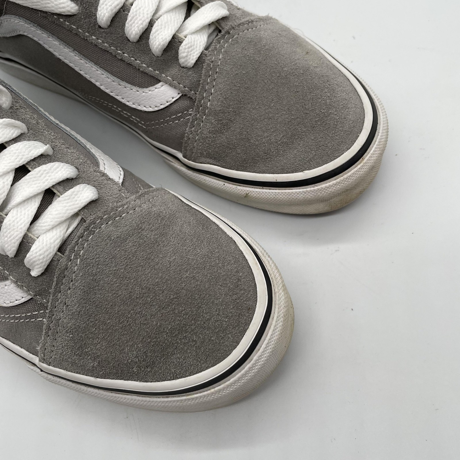 Vans Old Skool Shoes Womens Sz 9 Gray White Low Top Skate Suede Canvas Iconic thumbnail 6