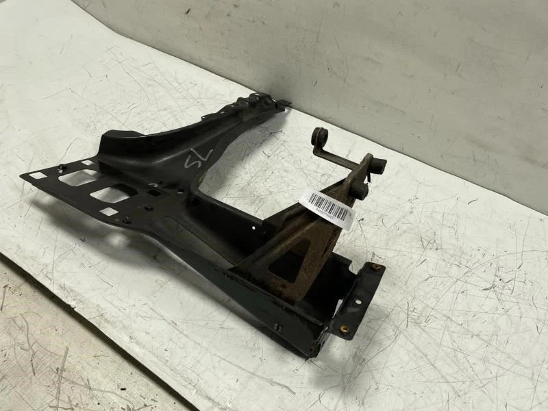 Land Rover Range Rover HSE 2004 radiador delantero izquierdo soporte faro Foto 2 de 4