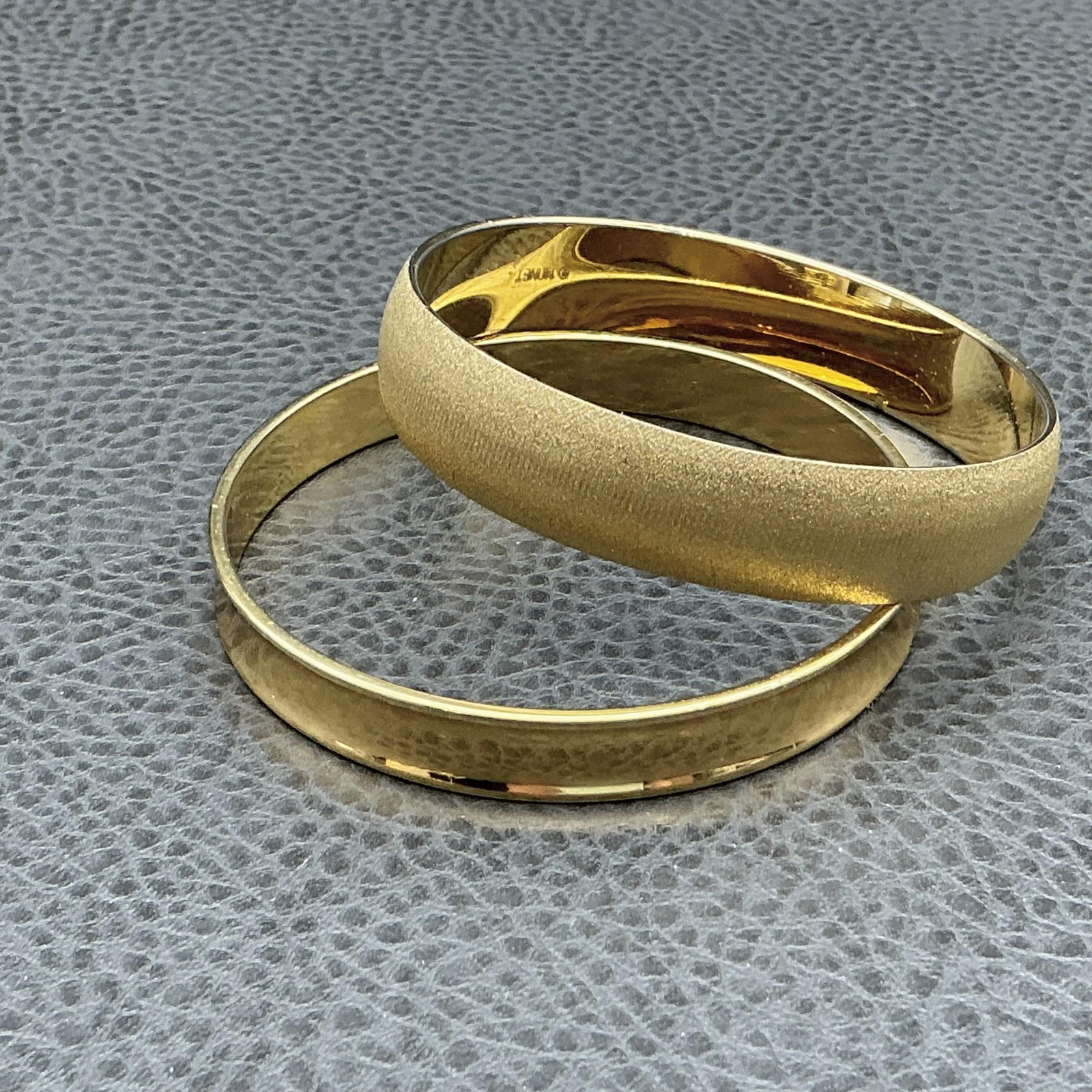 Monet Gold Tone Interlocking Bangle Bracelet Wome… - image 4