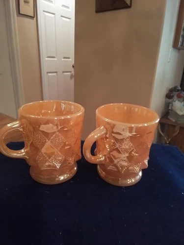 2 VTG. Anchor Hocking Fire King Peach Luster Kimberly Diamond MUGS coffee/tea