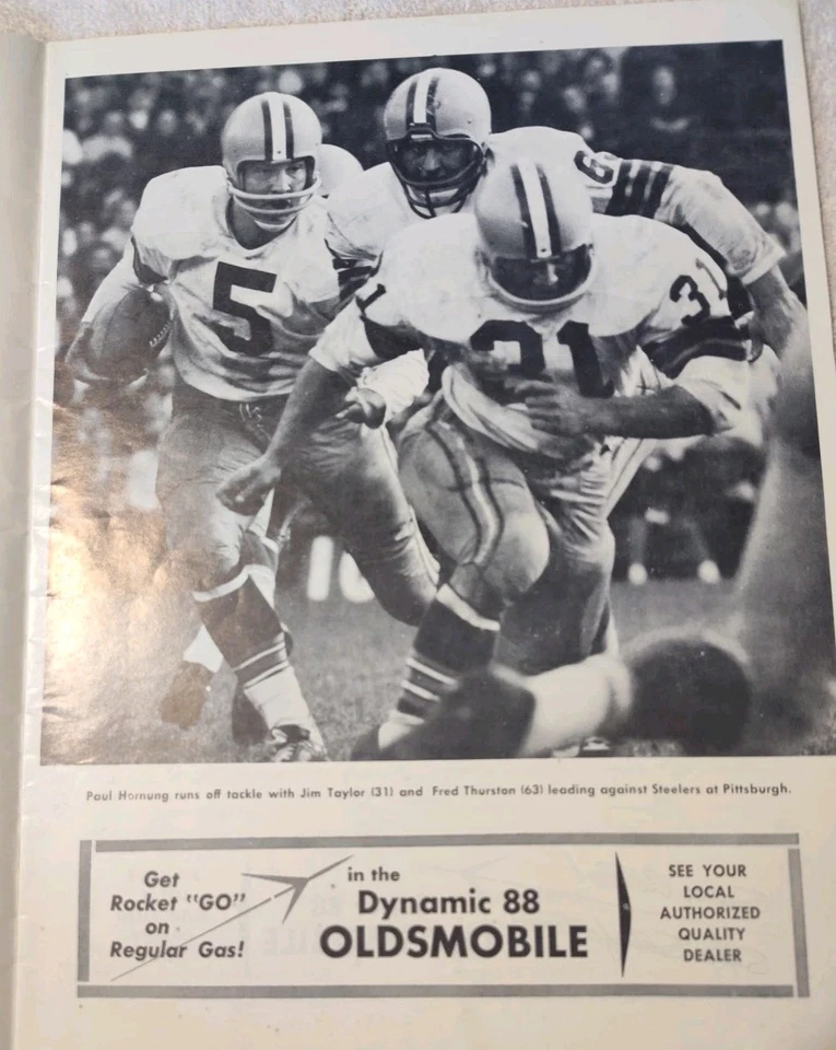 1961 NFL Game Program Chicago Bears @ Green Bay Packers, August 26, 1961 - Image 3 of 4