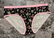 NWT VICTORIA'S SECRET M BLACK PINK FLORAL PICOT VINTAGE RARE HIPHUGGER PANTIES
