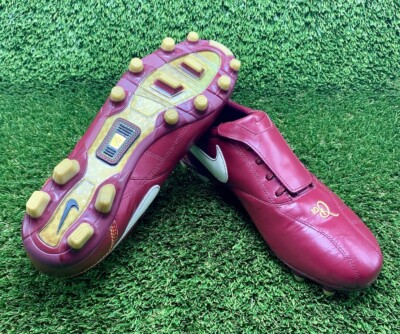 Nike Tiempo Ronaldinho Dois FREE GIFT (ref: Legend Elite Premier