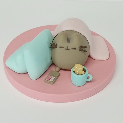 Pusheen Winter Box 2021 Holiday Vinyl Figure Relaxing Under Blanket with Cocoa