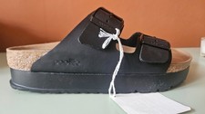 Birkenstock Papillio Arizona Platform leather sandals in black Size EU 39