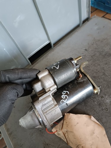 Original VW Passat 3B 1.6 1.8T Anlasser Starter 058911023B Bosch 0001107068