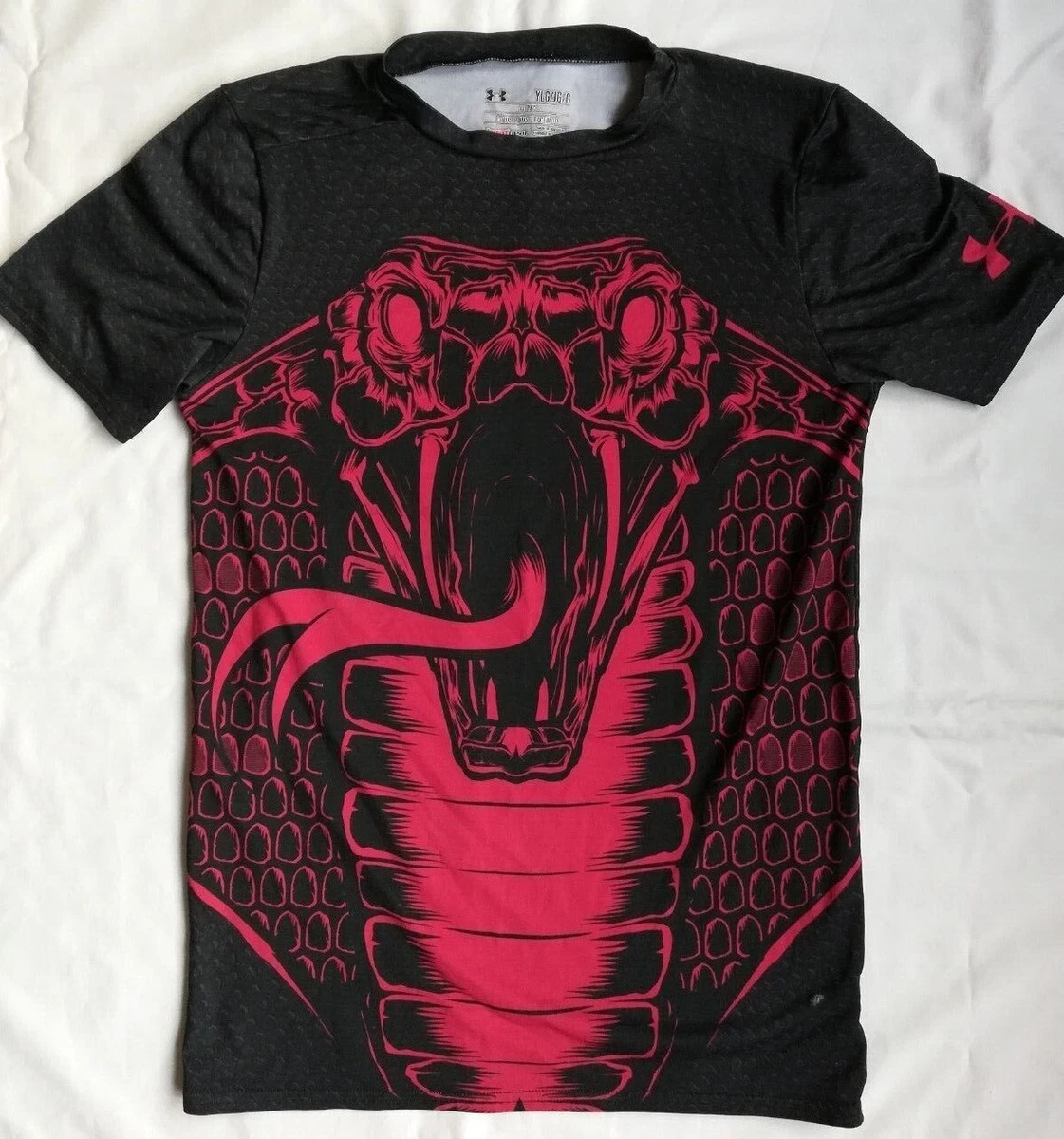 Under Armour Cobra Snake SS t shirt Fitted HeatGear Black Red Boys Fitted YLG
