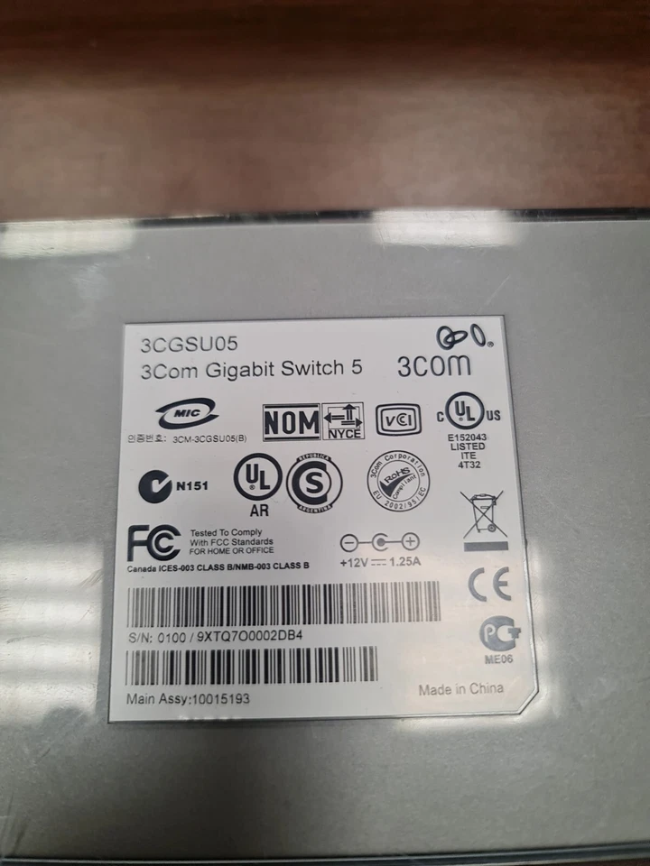3CGSU05 - 3Com Gigabit Switch 5 PORTE GRIGIO FUNZIONANTE RETE ETHERNET - Imagen 4 de 4