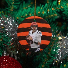 Joe Burrow Xmas Tree Football Ornament - Cincinnati Fans Christmas Ornament