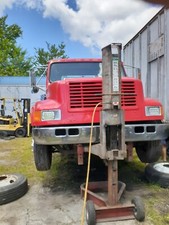 Gray Air Powered End Truck Bus Bumper Lift Jack