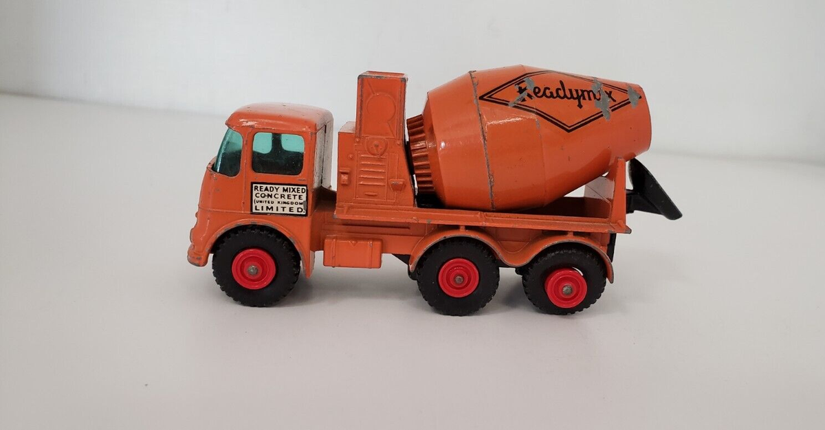 VTG 60'S MATCHBOX LESNEY No. 13 KING SIZE READYMIX CONCRETE