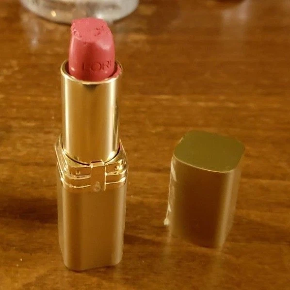 LOT OF 10 ASSORTED MAKE UP-LIPBALM,NYC,PURE ICE,MAYBELLINE,RIMMEL,L'OREAL&REVLON - Image 3 of 4