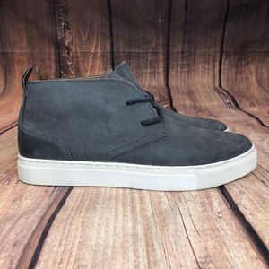 robert wayne chukka boots