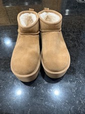 UGG Girls' Ultra Mini Platform Boots Youth size 6