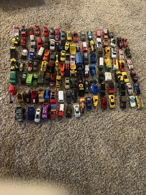 118 Piece Die-Cast Toy Car & Truck Lot   Hot Wheels Matchbo Superhero Emergency