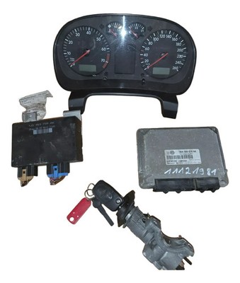 VW Golf 4 Bora Steuergerät 1,6l 74kw 101PS 100PS AKL AEH Motor 06A906019AK