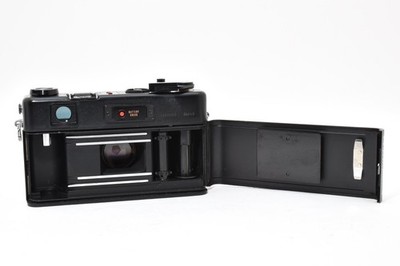 Near Mint-] Yashica Electro 35 GTN Rangefinder Camera 45mm f/1.7