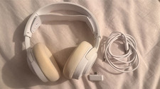 SteelSeries Arctis Nova 5P Wireless Gaming Headset Used, White