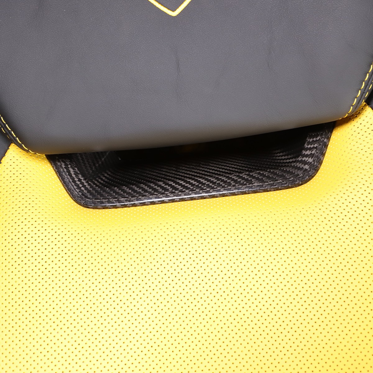 2PCS Real Carbon Fiber Seat Headrest Trim Cover For Lamborghini URUS 2018-21 US