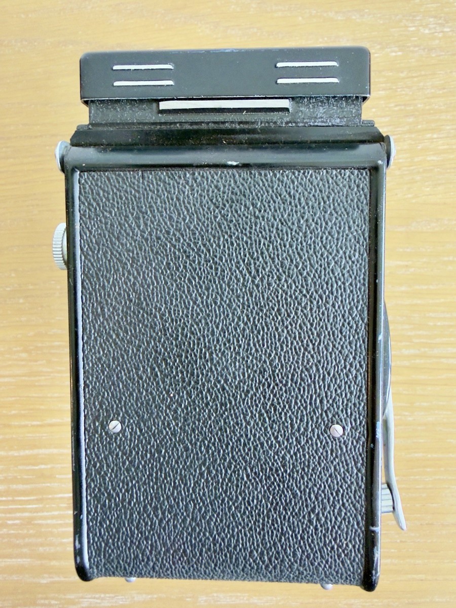 Yashica Mat TLR Camera 1958 Copal MXV Yashinon 80mm f3.5 Leather