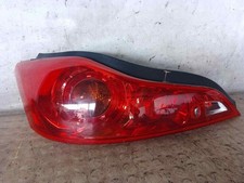 Feu arrière Infiniti Q60