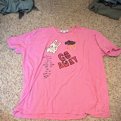 Urban Outfitters Pink Bunny Graphic Crew Neck Short Sleeve Cotton Tee M/L