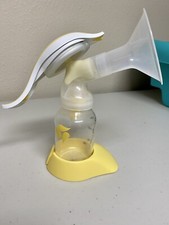 Medela Harmony Manual Breast Pump
