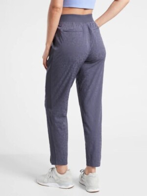 ATHLETA Brooklyn Textured Ankle Pant NWT - Sz.22 Leopard