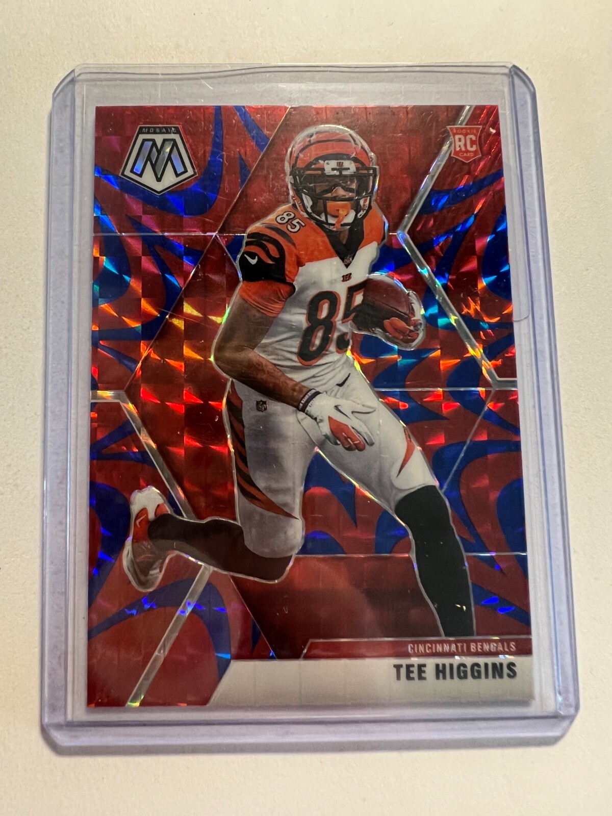 K5,935 - 2020 Panini Mosaic Mosaic Reactive Blue #213 Tee Higgins