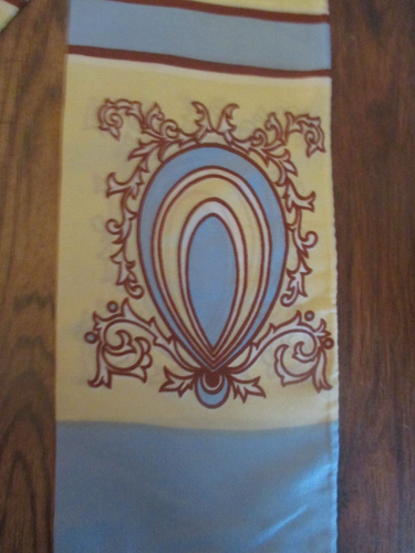 MONIQUE MARTIN Vintage CREAM WHITE BROWN BLUE Acetate Satin SCARF- 1970's - Picture 2 of 4