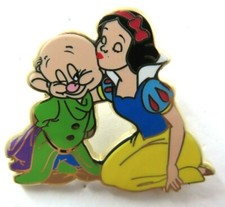 Disney Pin ACME Trading Snow White Kissing Dopey LE 200 