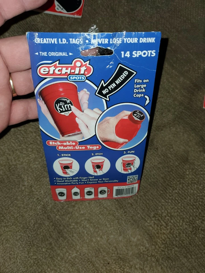 Grabado Desechable Rojo Solo Tazas Marcadores de Vidrio Fiesta de Cumpleaños Barbacoa 14 Puntos Foto 2 de 2