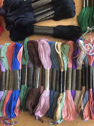 Lot of 162 Skeins Vintage DMC & Beachwood Embroidery Floss Cross Stitch Thread - Picture 7 of 8