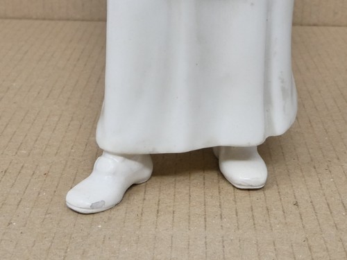 Royal Worcester James Hadley Kate Greenaway Girl White Porcelain Figurine - Picture 6 of 8