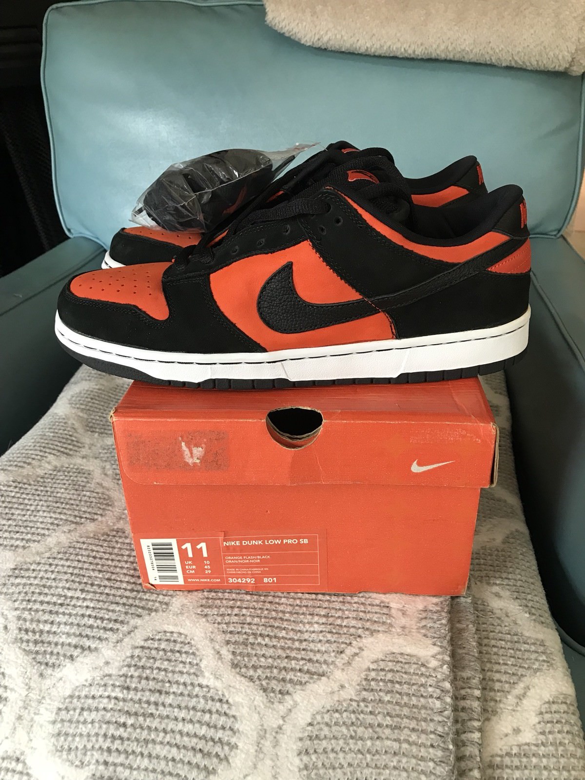 Nike Dunk Low Pro SB Sz 11 Flash 2002 Flashes Orange Black DEADSTOCK DS W/ Box!! Nike Dunk Low Pro SB Sz 11 Flash 2002 Flashes Orange Black DEADSTOCK DS W/ Box!!